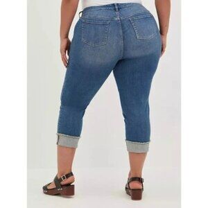Torrid Crop Boyfriend Straight Vintage Stretch Mid-Rise Jean Capris Plus16 NWT